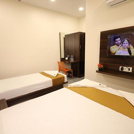 Hotel R K Residency Mahape Navi Mumbai Zewnętrze zdjęcie