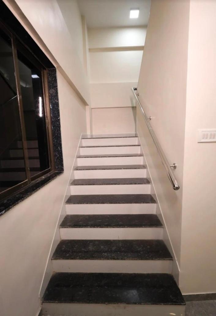 Hotel R K Residency Mahape Navi Mumbai Zewnętrze zdjęcie